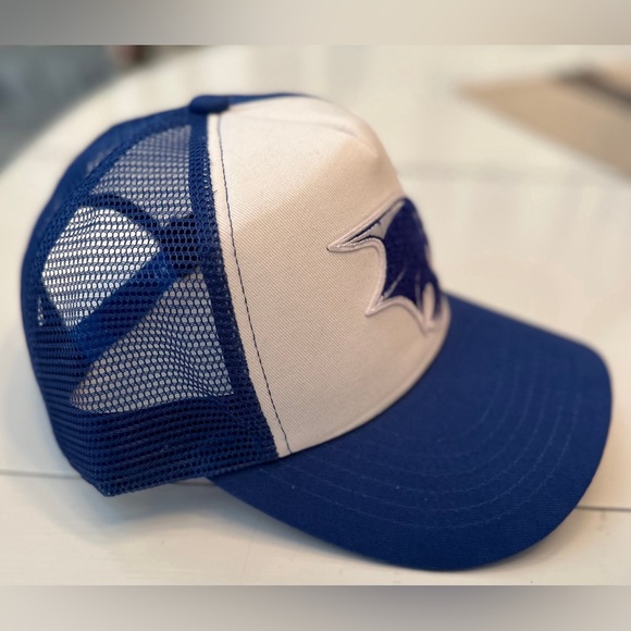 Fuzzy Bobcat Chenille Patch Trucker Hats (Various Styles) - Picture 7 of 13